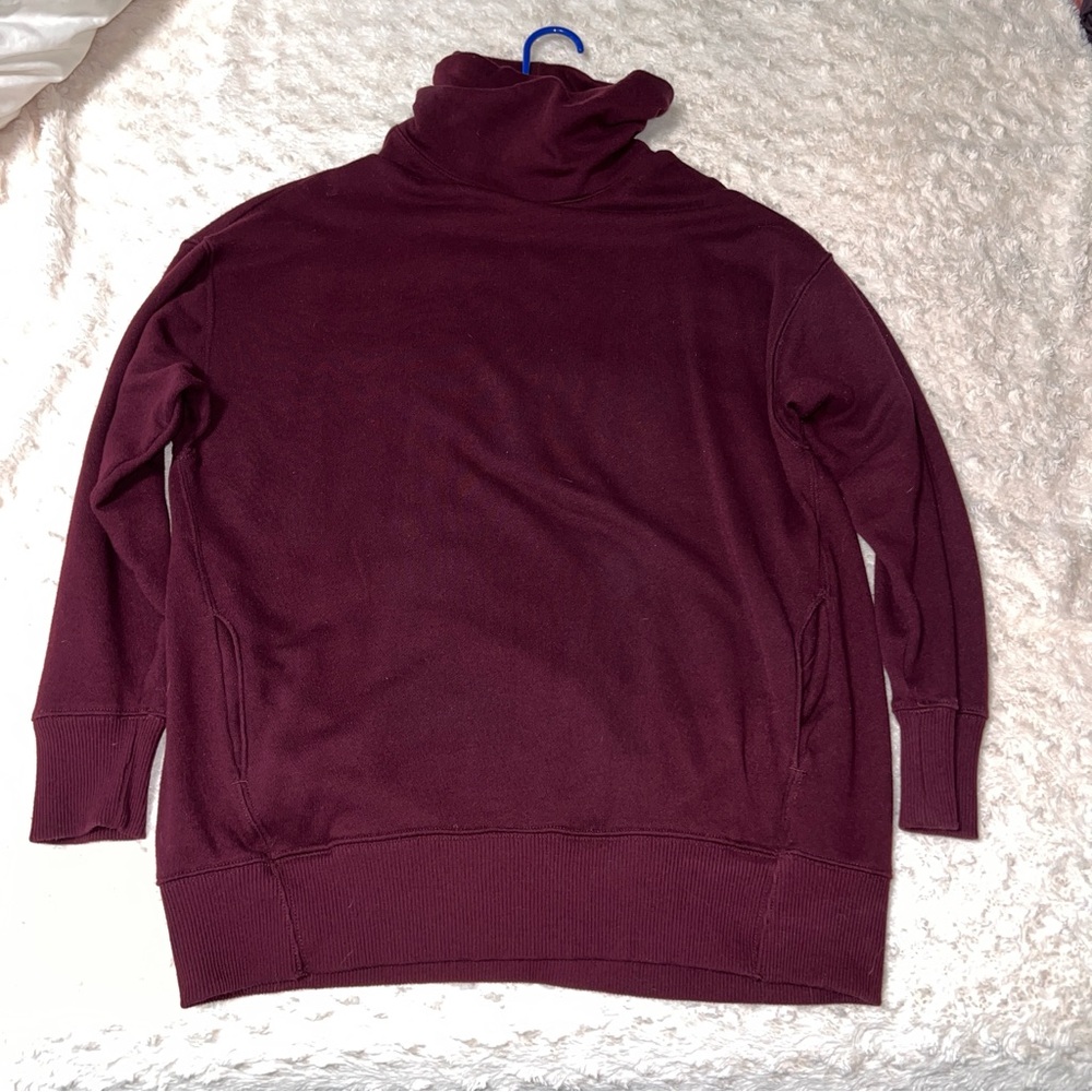 Aerie oversized sweatshirt with turtleneck (size small)